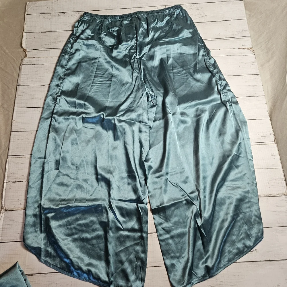 BB Dakota Teal Green 2 Piece Satin Lounge‎ Set NWT Size XL